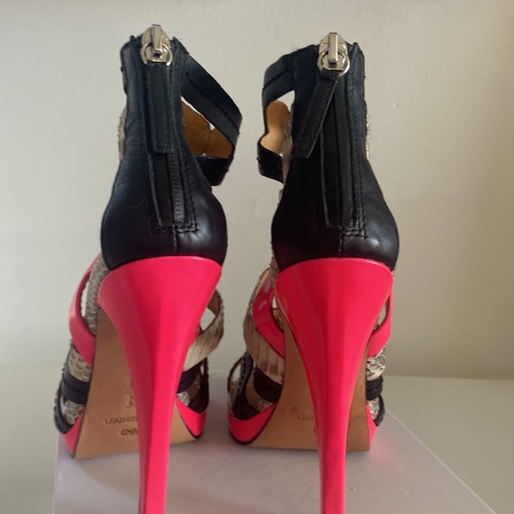 L.A.M.B | Jen | Caged hot pink stiletto pumps | black & hot pink Y2K | 6.5 - Picture 7 of 14